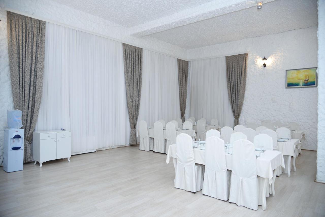 Deyirman Hotel Baky Esterno foto