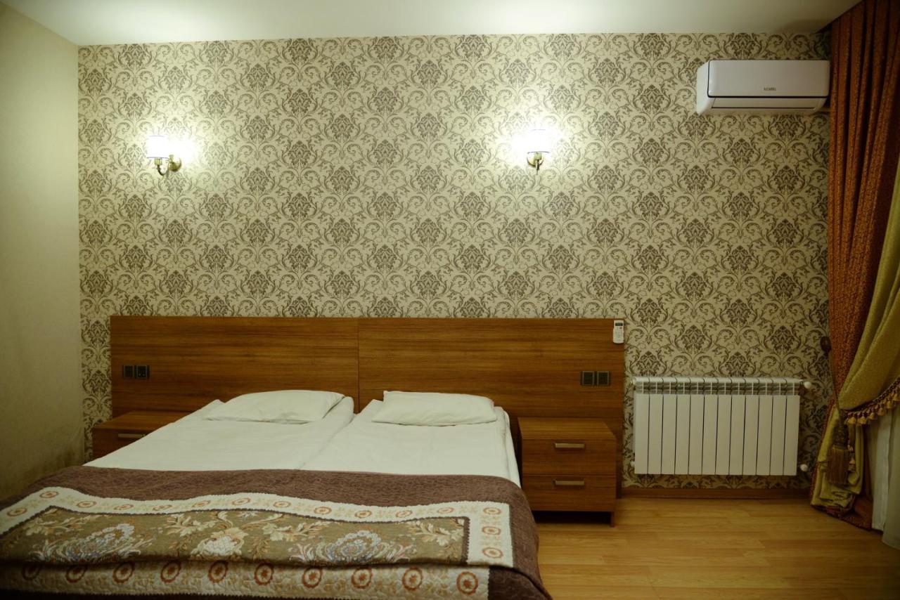 Deyirman Hotel Baky Esterno foto